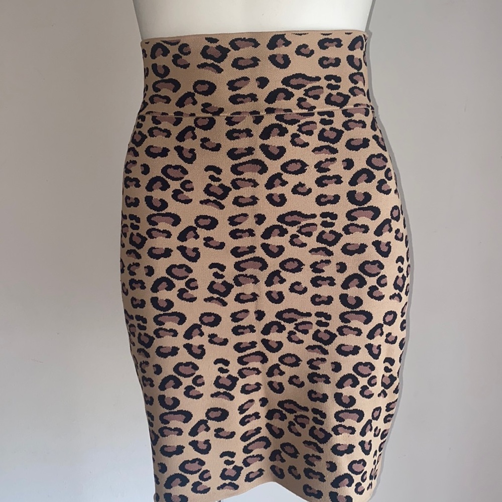 New bcbgmaxazria leopard bandage skirt small NWT